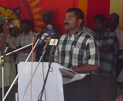 Maamanithar Vikki